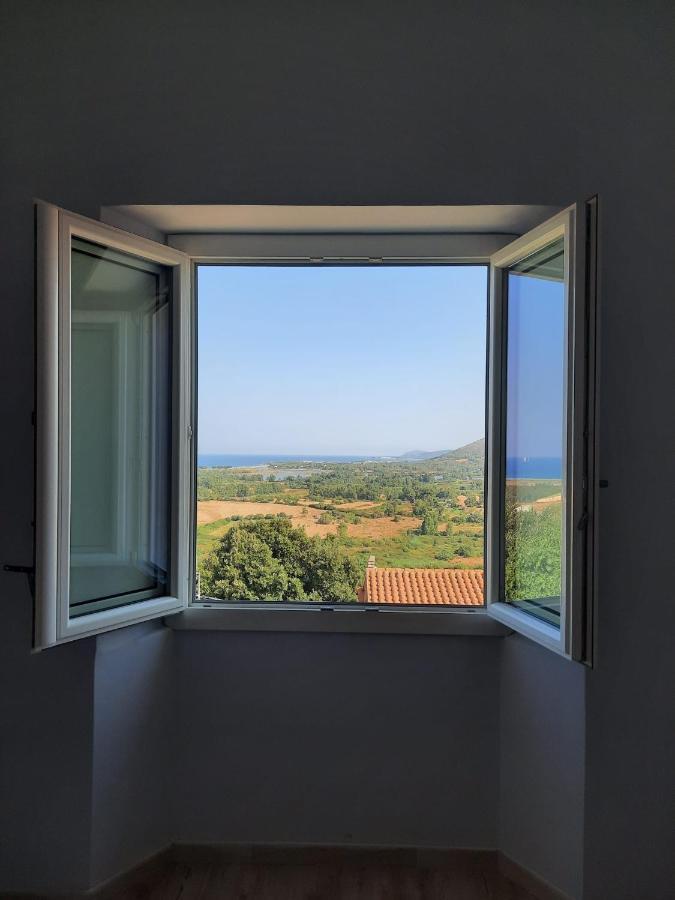 Apartamento Domo Deledda Posada  Exterior foto
