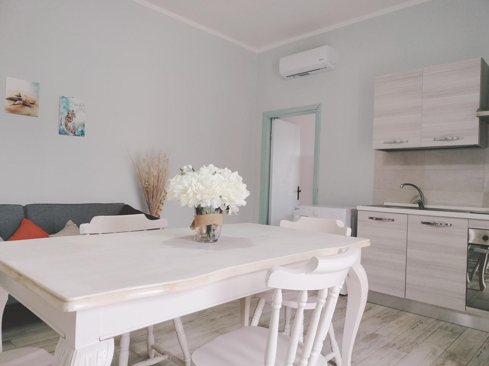 Apartamento Domo Deledda Posada  Exterior foto