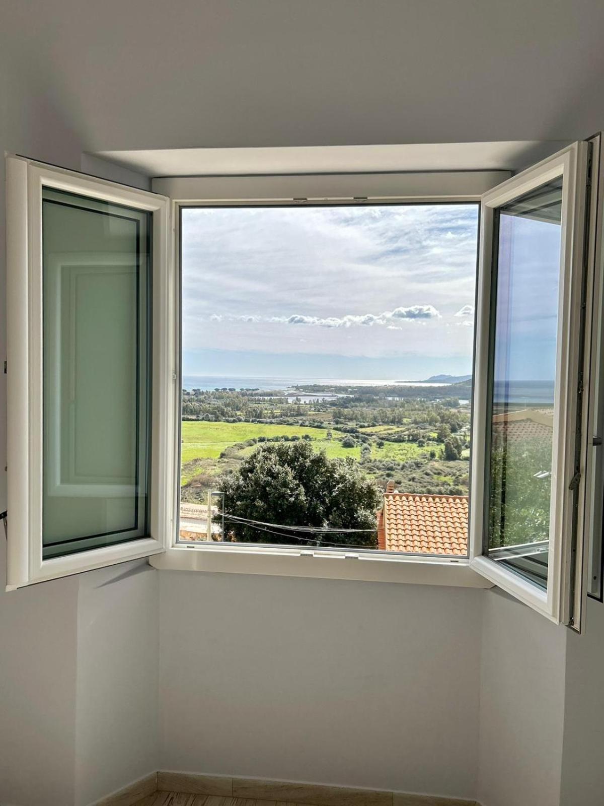 Apartamento Domo Deledda Posada  Habitación foto